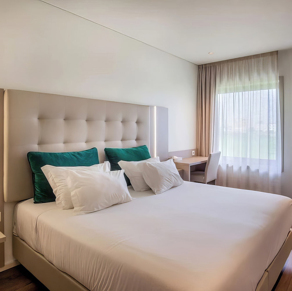 Oporto Airport & Business Hotel Oporto Airport & Business Hotel