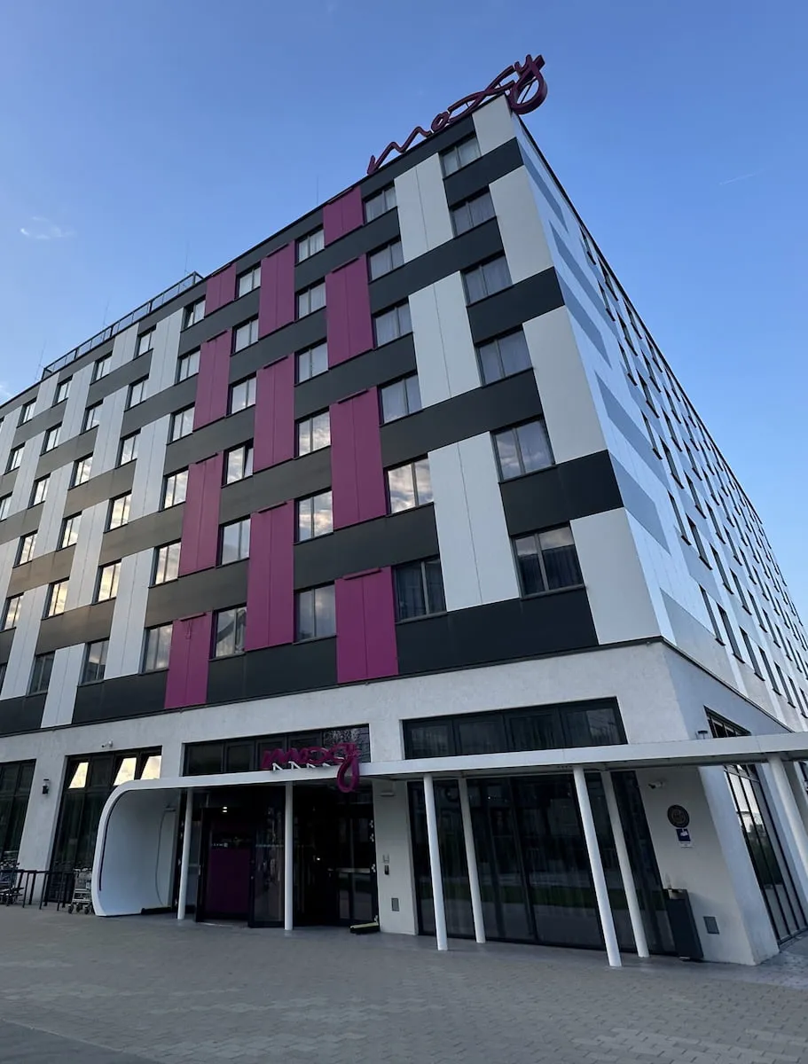 MOXY Vienna Airport MOXY Vienna Airport