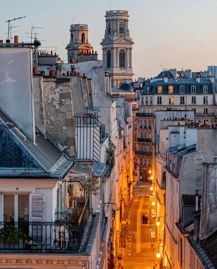 Saint Germain des Prés, Paris Saint Germain des Prés, Paris