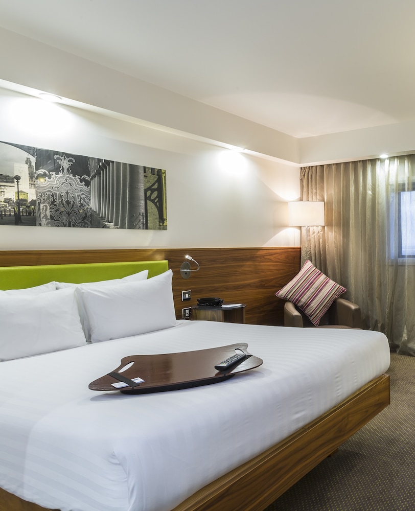 Hampton by Hilton Liverpool John Lennon Airport Hampton by Hilton Liverpool John Lennon Airport