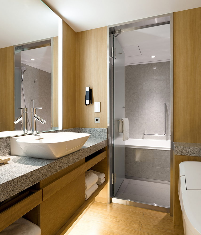 Keio Plaza Hotel Tokyo Keio Plaza Hotel Tokyo