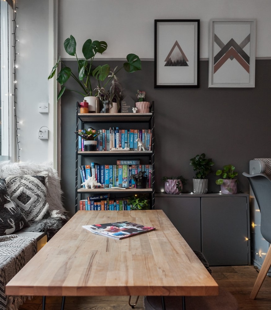 Liverpool_Woolton_Village (7)