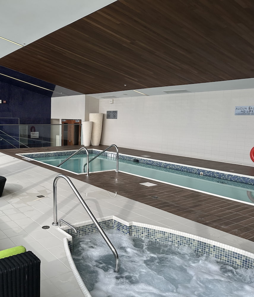 Montreal Airport Marriott In-Terminal Hote Montreal Airport Marriott In-Terminal Hote