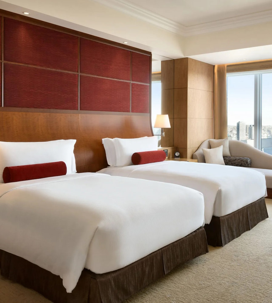 Shangri-La Tokyo Shangri-La Tokyo