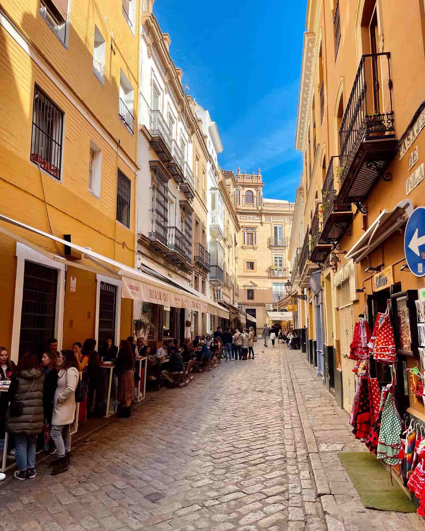 Barrio de santa cruz, Seville, Spain