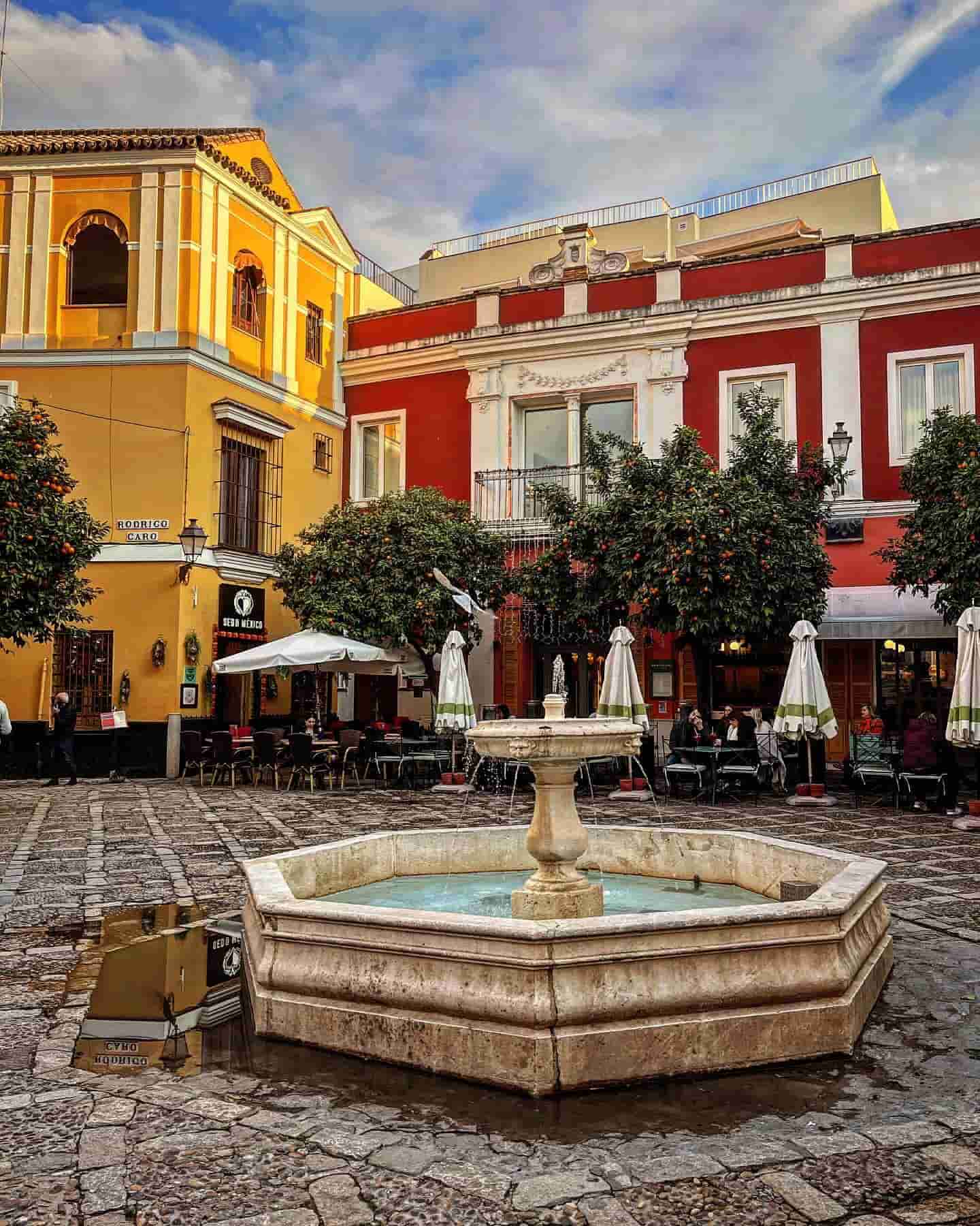 Barrio de santa cruz, Seville, Spain