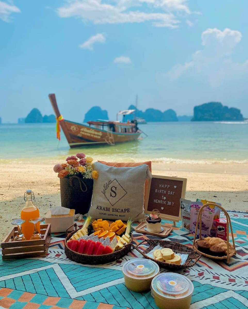 Laem Tong, Phi Phi Island Laem Tong, Phi Phi Island