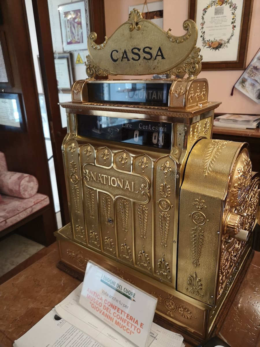 Museo del Confetto Mucci Giovanni Museo del Confetto Mucci Giovanni