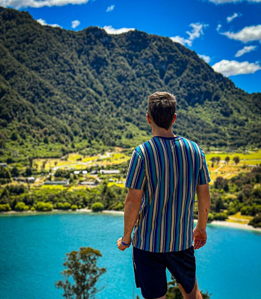 Sunshine Bay, Queenstown Sunshine Bay, Queenstown