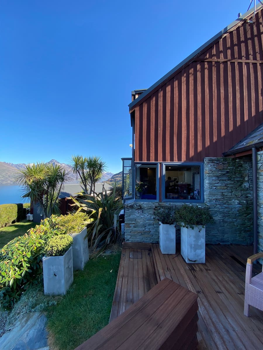 Sunshine Bay, Queenstown Sunshine Bay, Queenstown