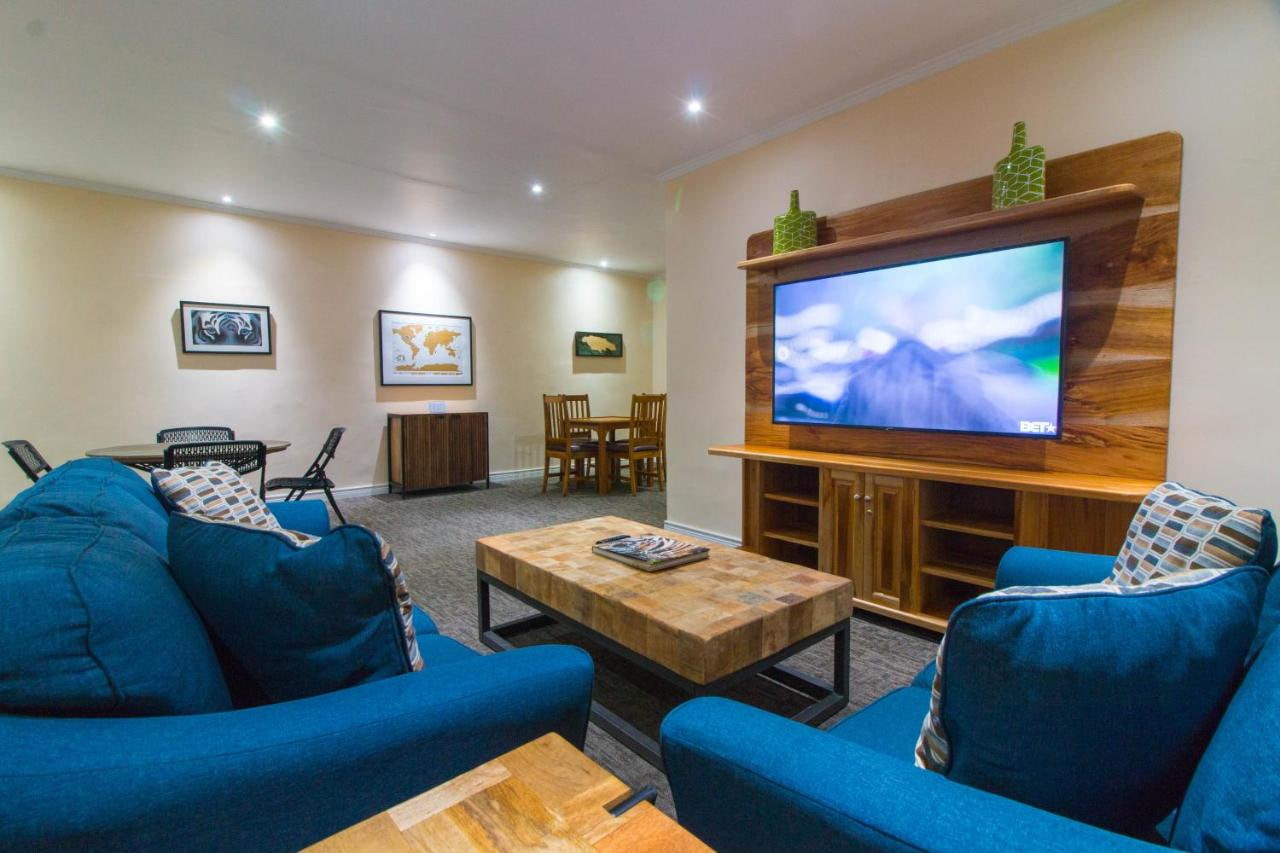 Travellers Beach Resort