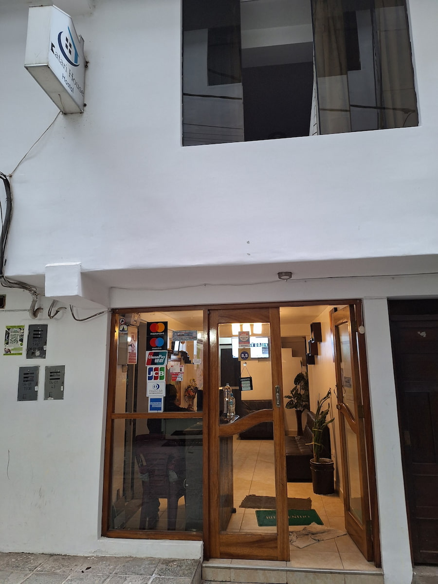 Catari's House Machu Pcchu Catari's House Machu Pcchu