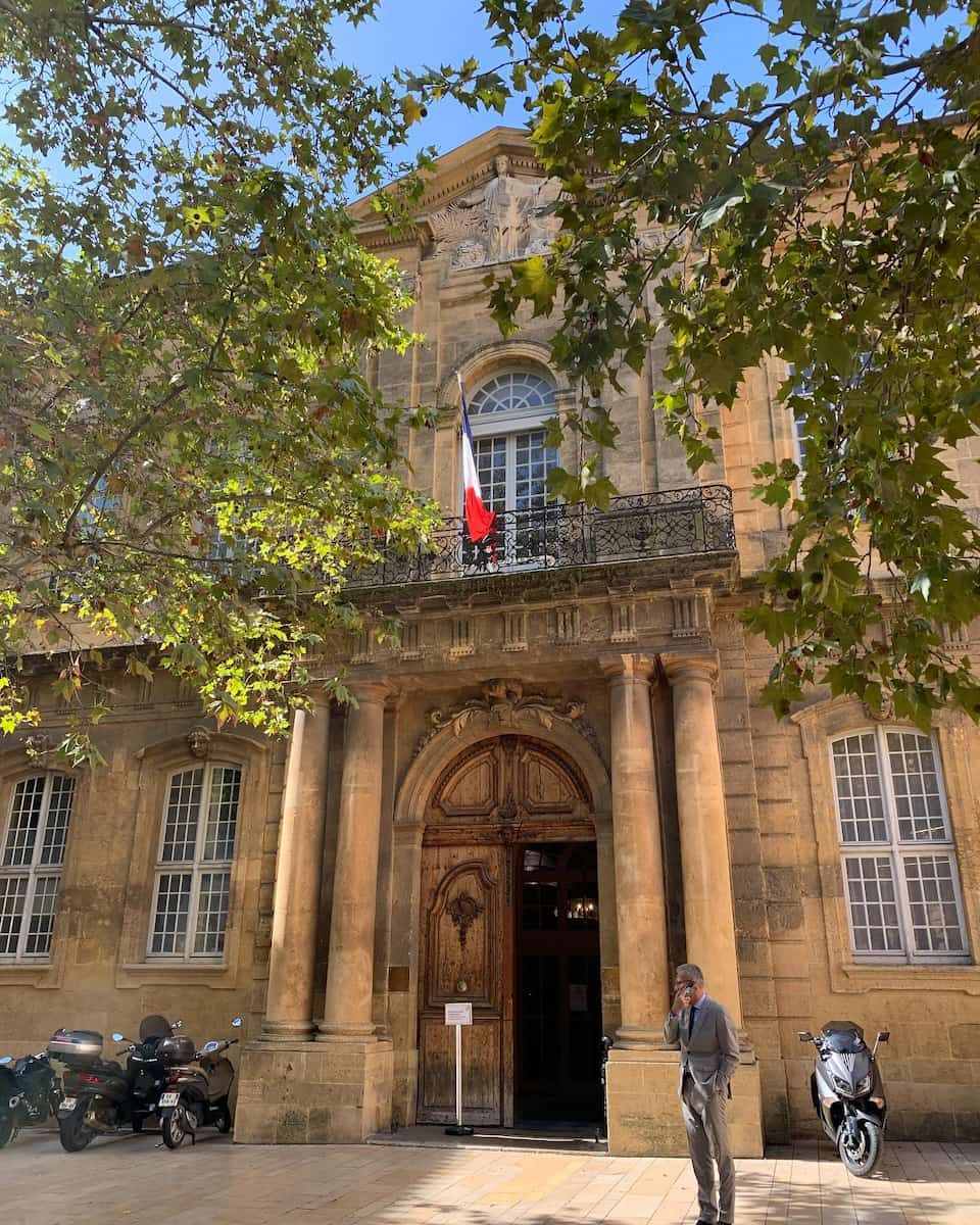 Institut d'Etudes Politiques Aix-en-Provence France Institut d'Etudes Politiques Aix-en-Provence France