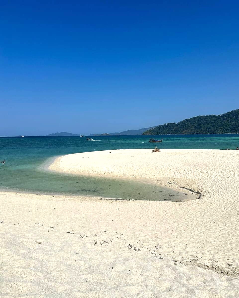 Koh-Lipe-Sunset-Beach-3