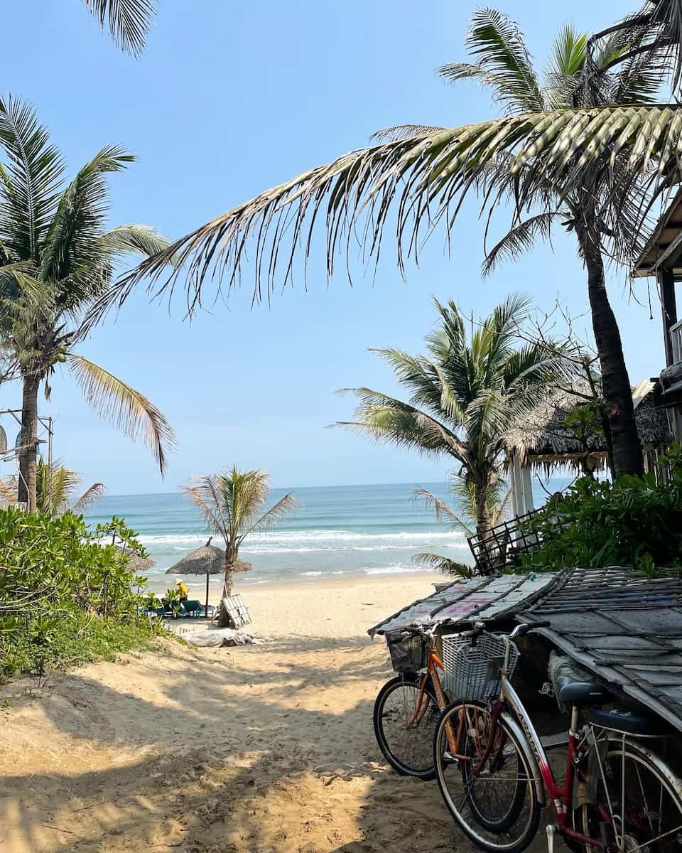 Hoi An Beach, Vietnam Hoi An Beach, Vietnam