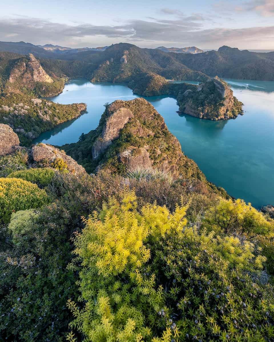 Traveling around New Zealand Traveling around New Zealand