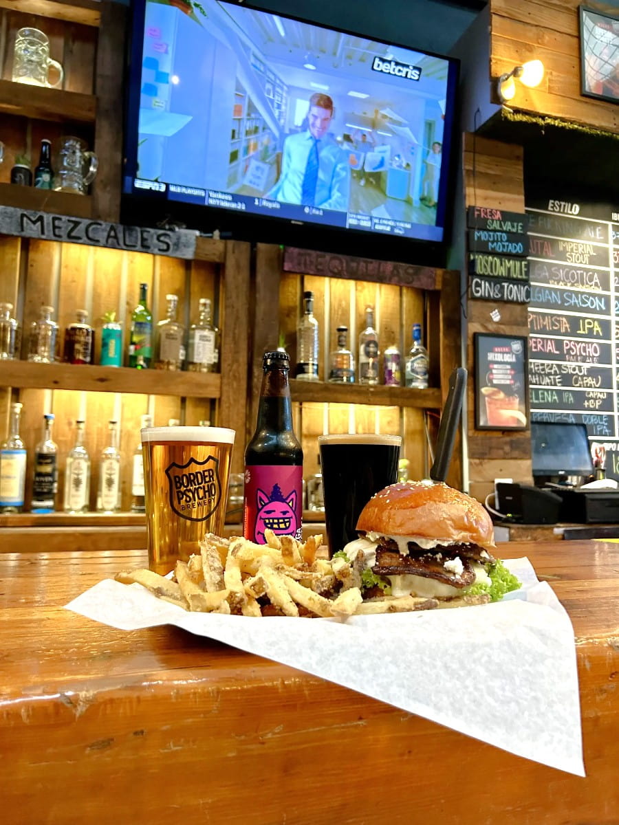 Border Psycho, Tijuana Border Psycho, Tijuana