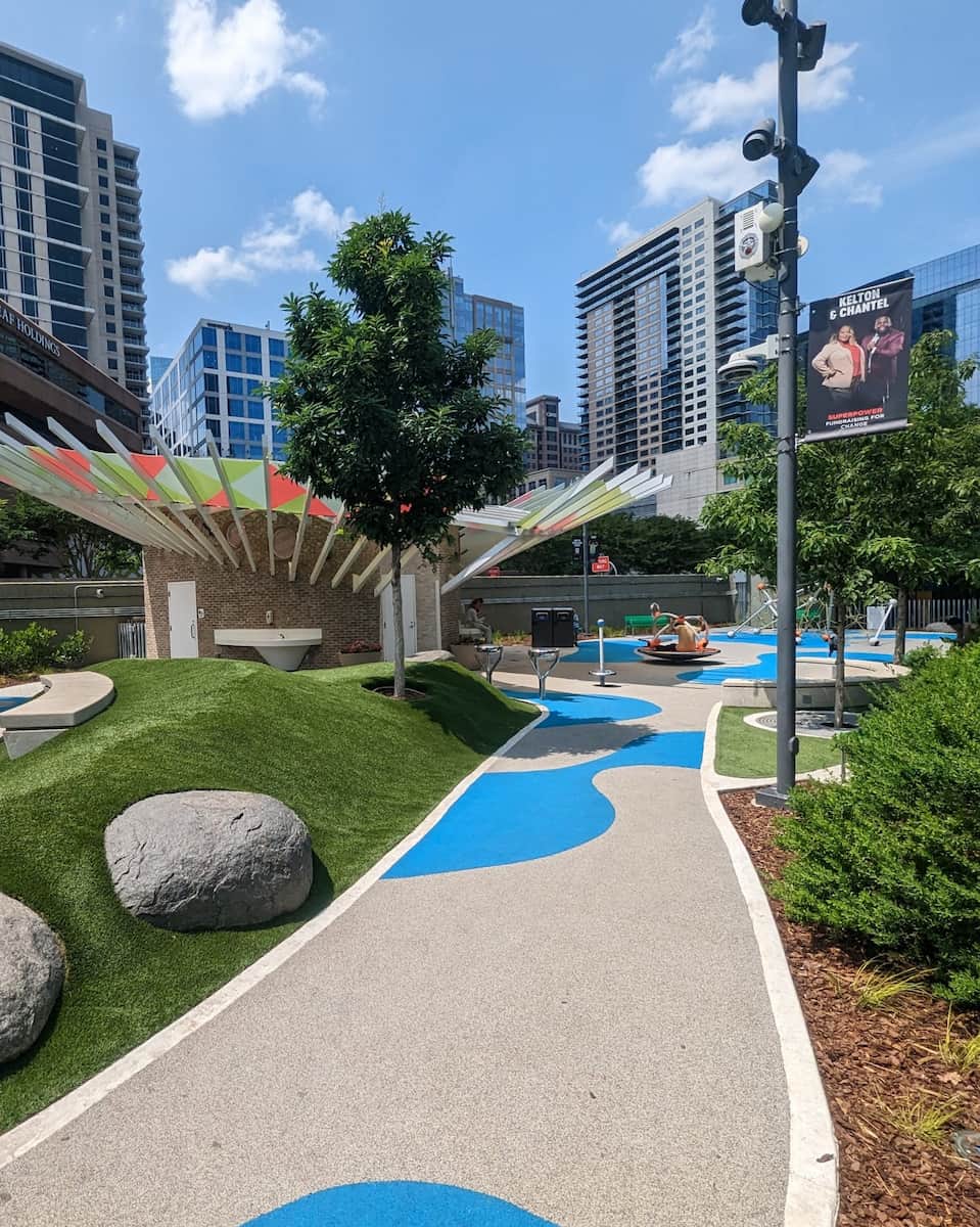 Klyde Warren Park, Dallas Klyde Warren Park, Dallas