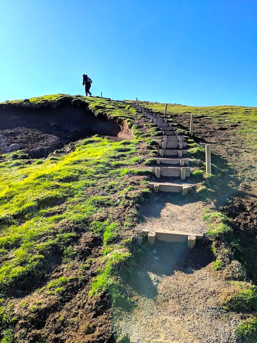 Lake Sørvágsvatn, Faroe Islands Lake Sørvágsvatn, Faroe Islands