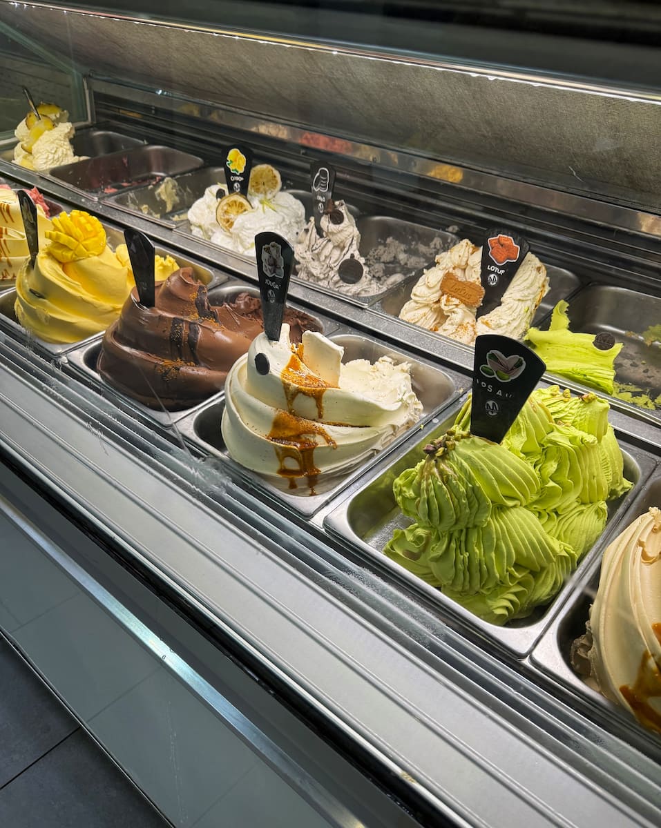 Mister Cook, Salam District Mister Cook, Salam District