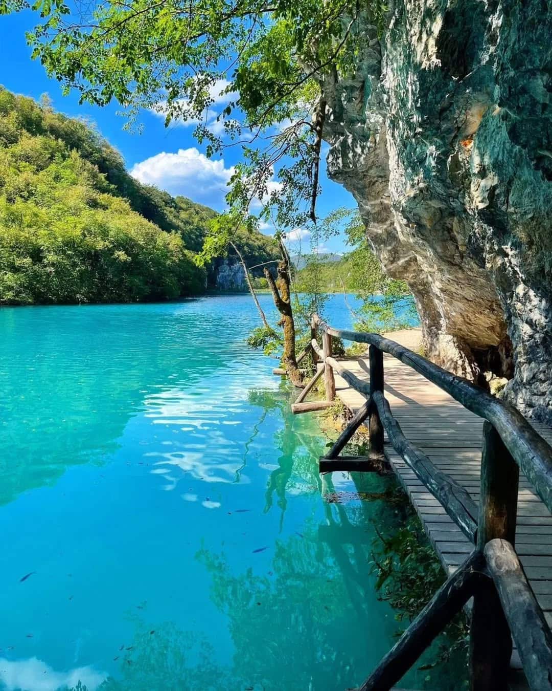 Plitvice Lakes, Croatia Plitvice Lakes, Croatia