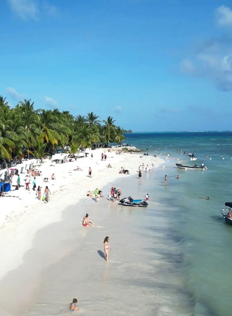 Rocky Cay Area, San Andres Island Rocky Cay Area, San Andres Island