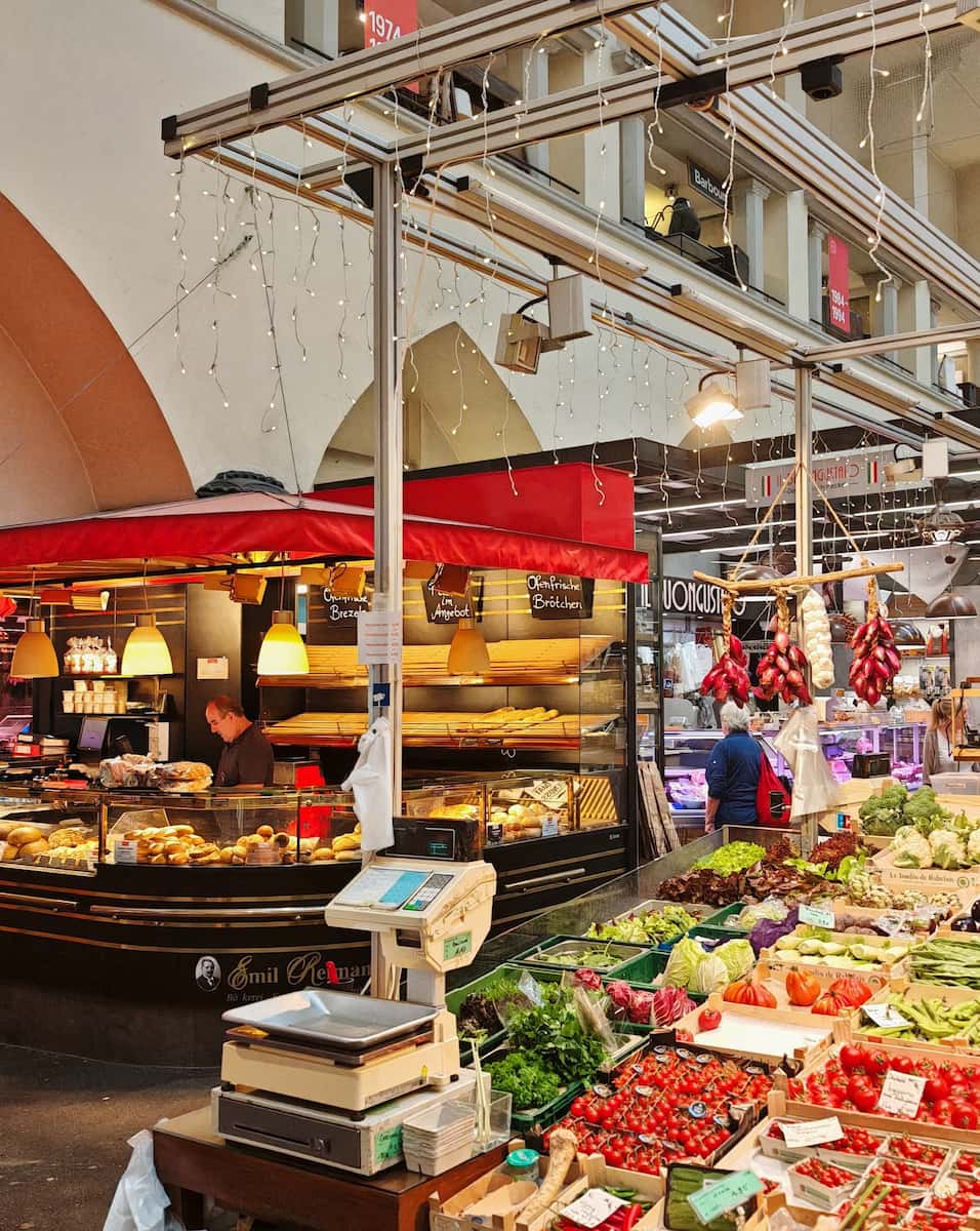 Rotebühlplatz Market, Germany Rotebühlplatz Market, Germany