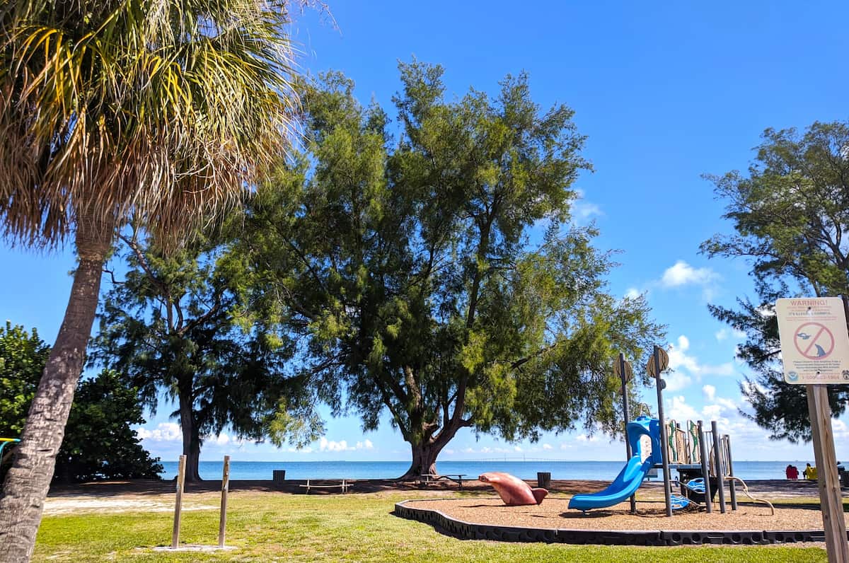 Bayfront Park, Anna Maria