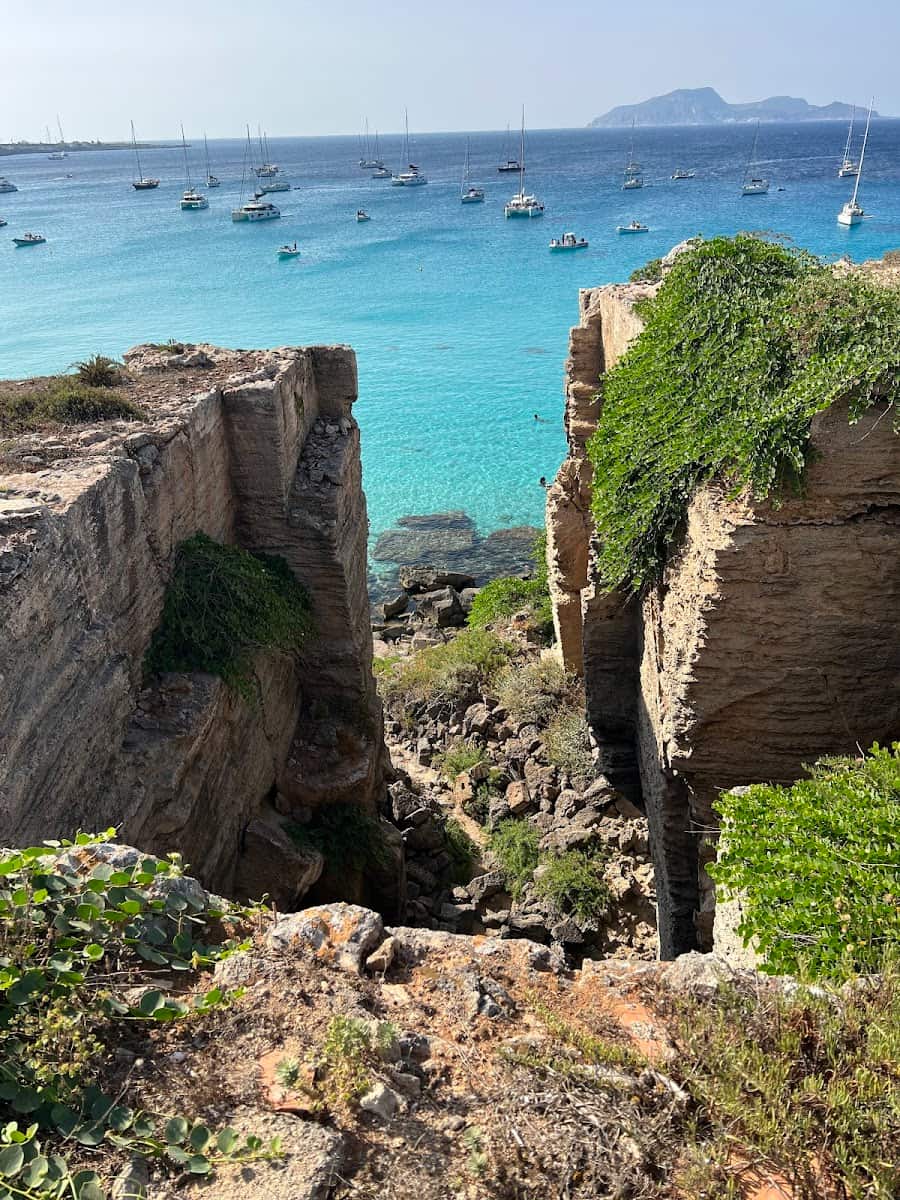 Cala Rossa, Favignana Cala Rossa, Favignana