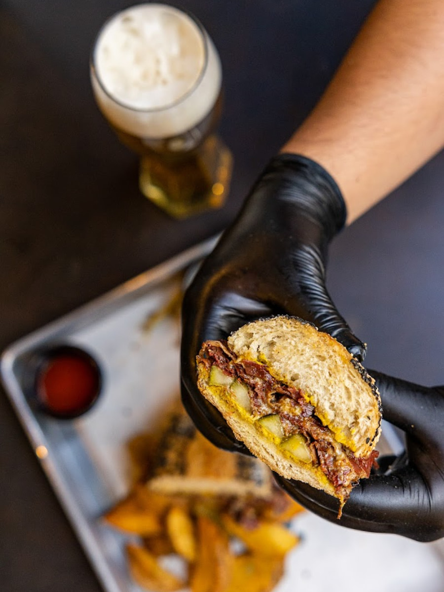 Lacraft Beer Garden, Cuenca, Ecuador Lacraft Beer Garden, Cuenca, Ecuador