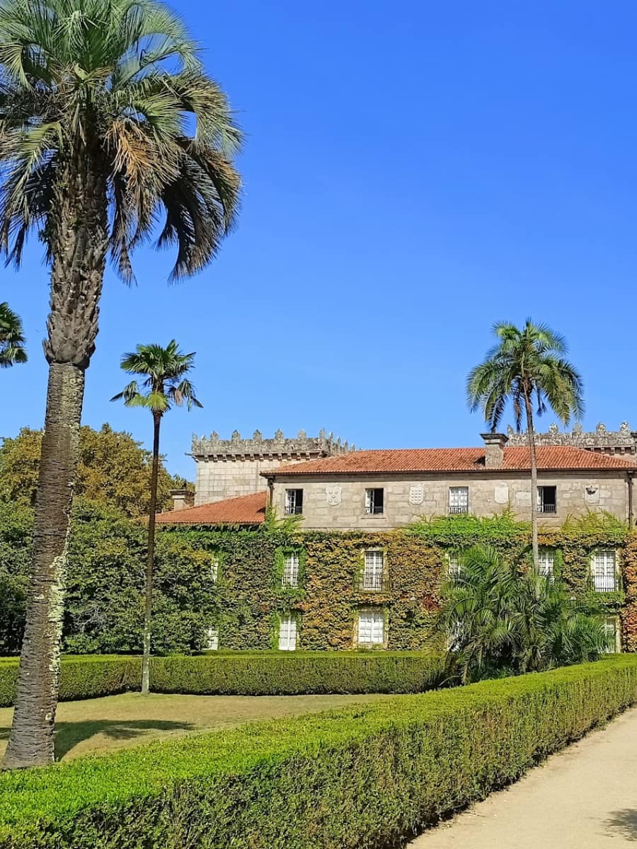 Pazo Quiñones de León, Galicia Pazo Quiñones de León, Galicia