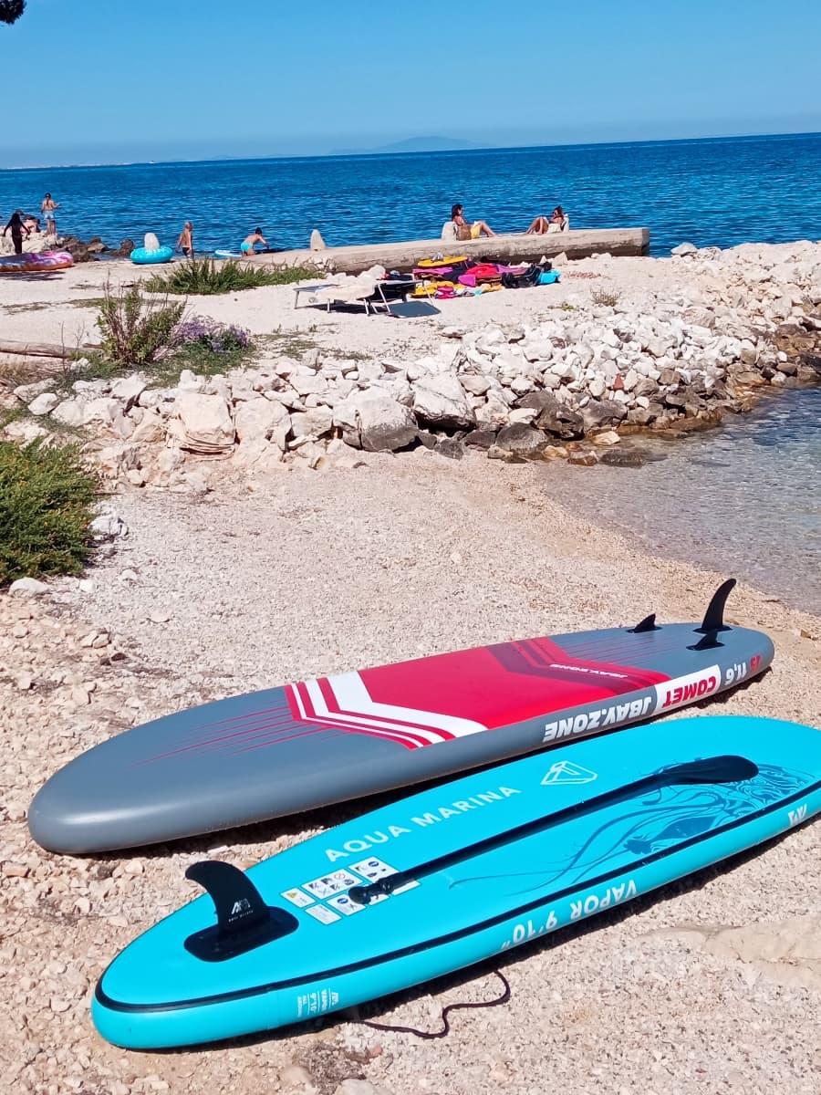 Plaza Girenica, Pag Plaza Girenica, Pag