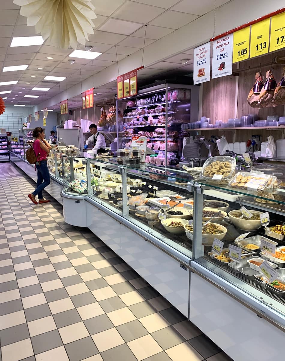 Supermercato Dok, Alberobello Supermercato Dok, Alberobello