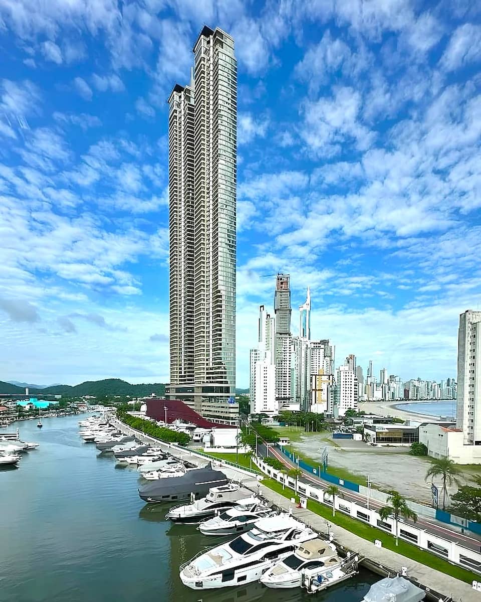 Balneário Camboriú, Brazil Balneário Camboriú, Brazil